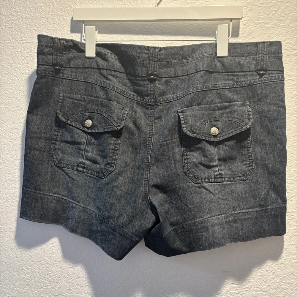 Women's Mid-Rise Denim Jean Shorts 5”